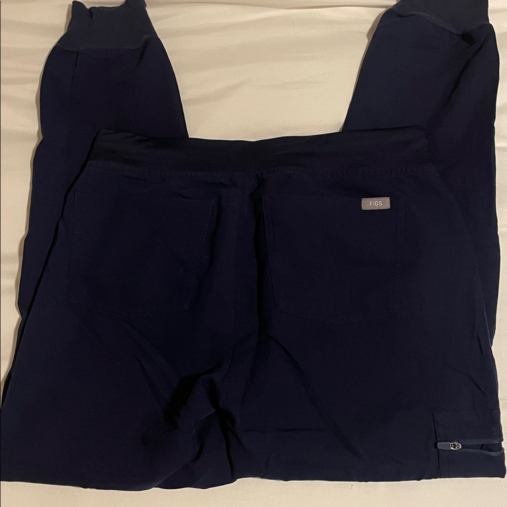 Navy Blue Figs Zamora Jogger Scrub Pants - Picture 3 of 4